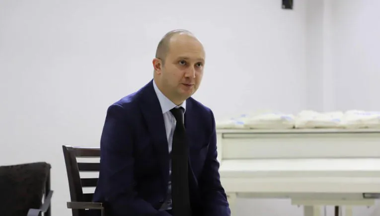 ფსიქიკური ჯანმრთელობისა და ნარკომანიის პრევენციის ცენტრის აღმასრულებელმა დირექტორმა, ლევან ჩაკვეტაძემ თანამდებობა დატოვა