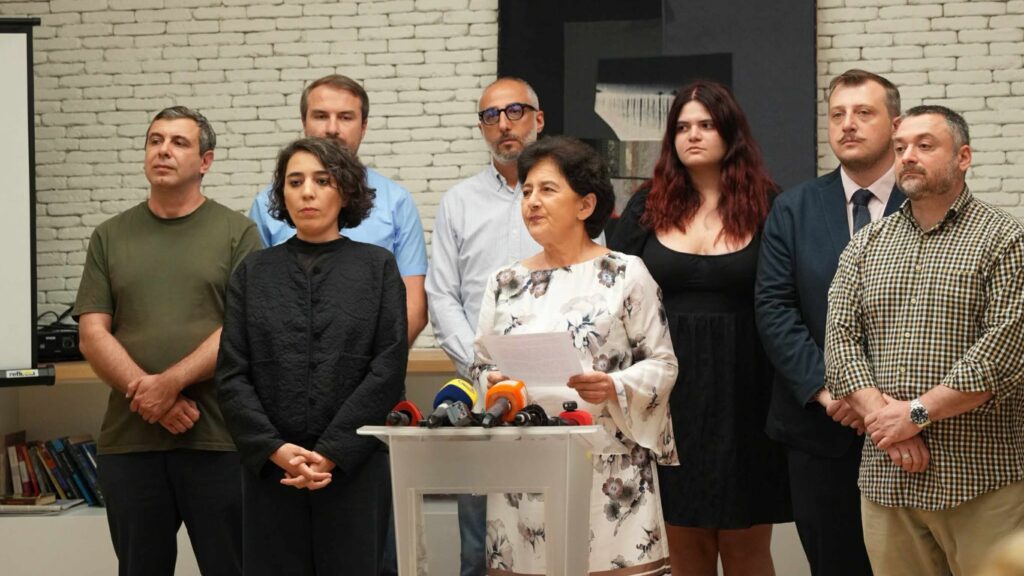 “ვართ ჩვენი კოლეგების გვერდით, ვიზიარებთ რა ჩვენს საერთო სწრაფვას თავისუფალი, სამართლიანი და დემოკრატიული საქართველოსთვის” – არასამთავრობო ორგანიზაციები