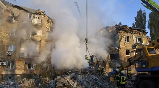 ევროპელი ლიდერები რუსეთსა და უკრაინას შორის 40-კილომეტრიანი ბუფერული ზონის შექმნას განიხილავენ – Politico