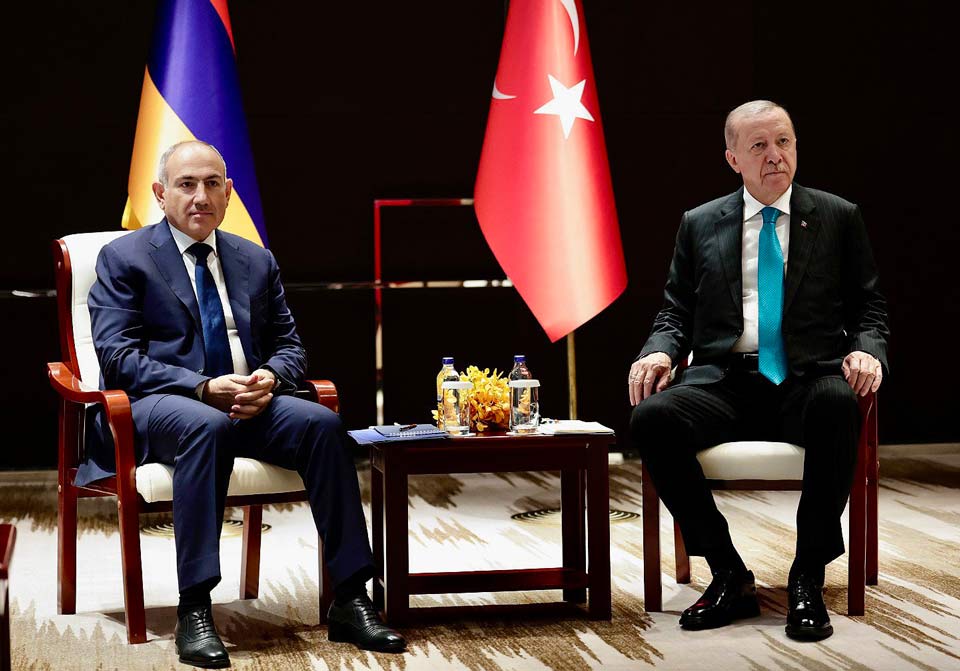 შანხაის თანამშრომლობის ორგანიზაციის სამიტის ფარგლებში ნიკოლ ფაშინიანისა და რეჯეფ თაიფ ერდოღანის შეხვედრა გაიმართა