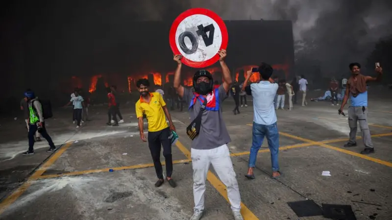 არეულობების ფონზე, ნეპალის ციხეებიდან 770-ზე მეტი პატიმარი გაიქცა