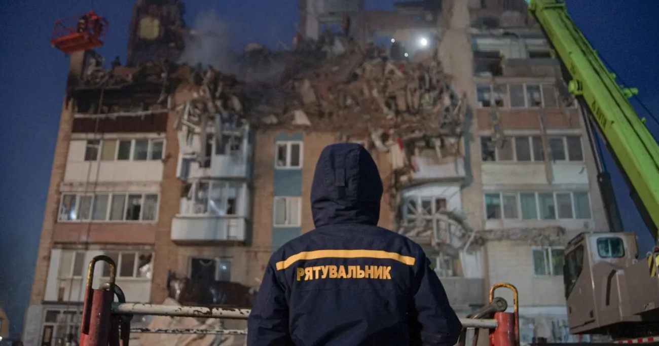 ტერნოპილში რუსეთის თავდასხმის შედეგად დაღუპულთა რიცხვი 32-მდე გაიზარდა