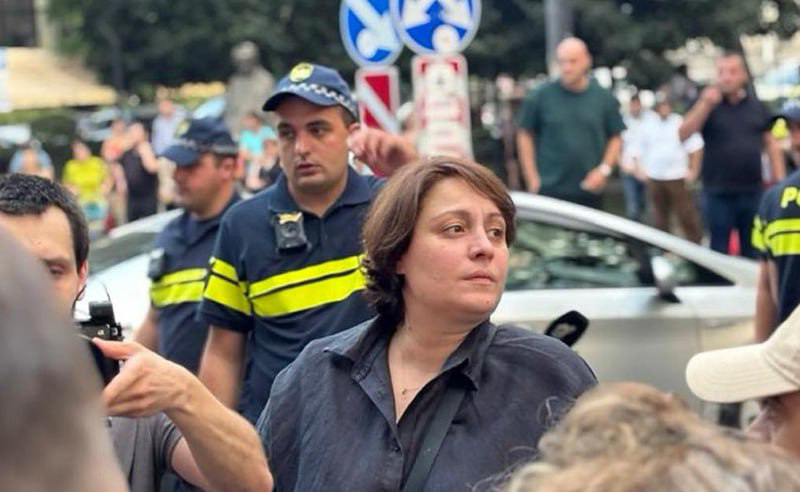 ელენე ხოშტარია მოსამართლემ პატიმრობაში დატოვა