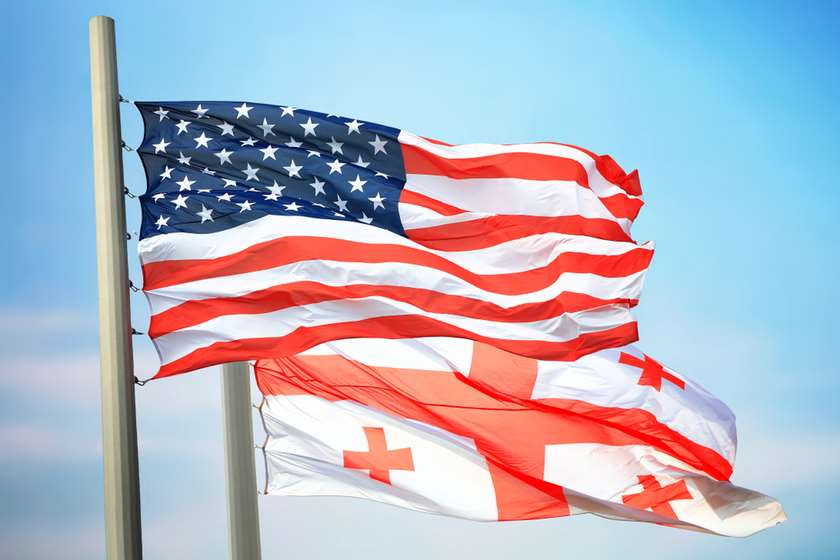 “აშშ-ის სენატის უმრავლესობის ლიდერმა, ჯონ ტუნიმ ეროვნული თავდაცვის ავტორიზაციის აქტში „MEGOBARI აქტის“ დამატების შესახებ წარმომადგენელთა პალატის სპიკერის მაიკ ჯონსონის თხოვნა დაბლოკა” – The Hill