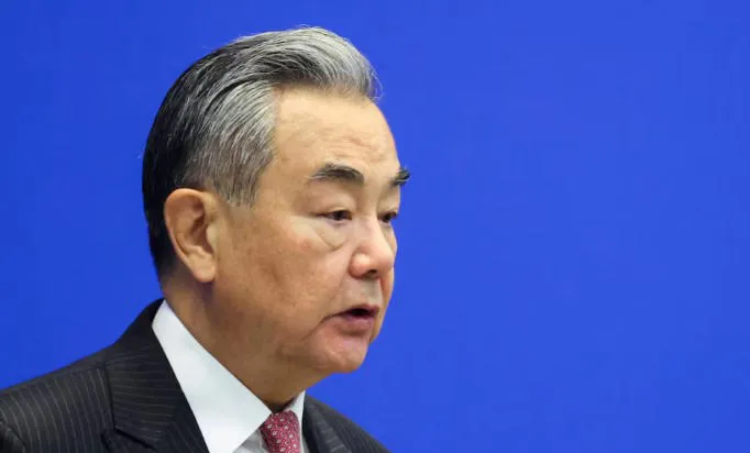 ჩინეთის საგარეო მინისტრი ნიკოლას მადუროს გასამართლებაზე – არ ვეთანხმებით, რომ რომელიმე ქვეყანას შეუძლია, მსოფლიო მოსამართლეობის პრეტენზია ჰქონდეს